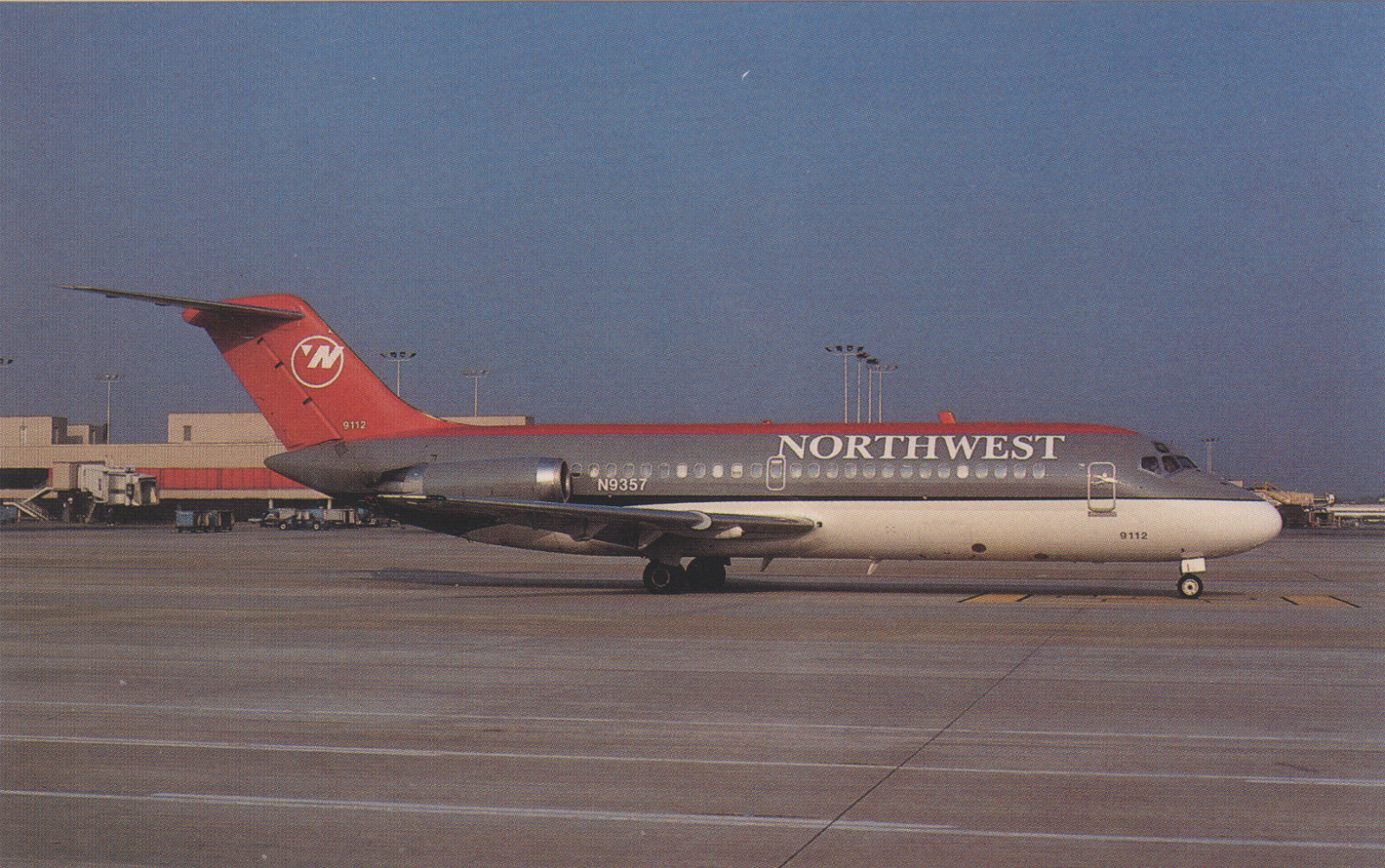 NORTHWEST         -       McDonnell Douglas  DC-9-15F