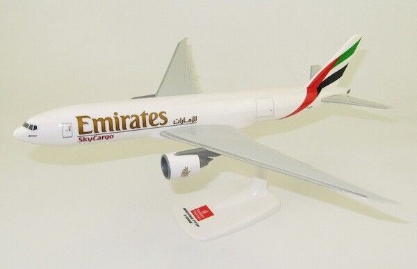 PPC Holland 1/200 - Boeing 777-200FR - Emirates Sky Cargo - A6-EFH Snap Fit