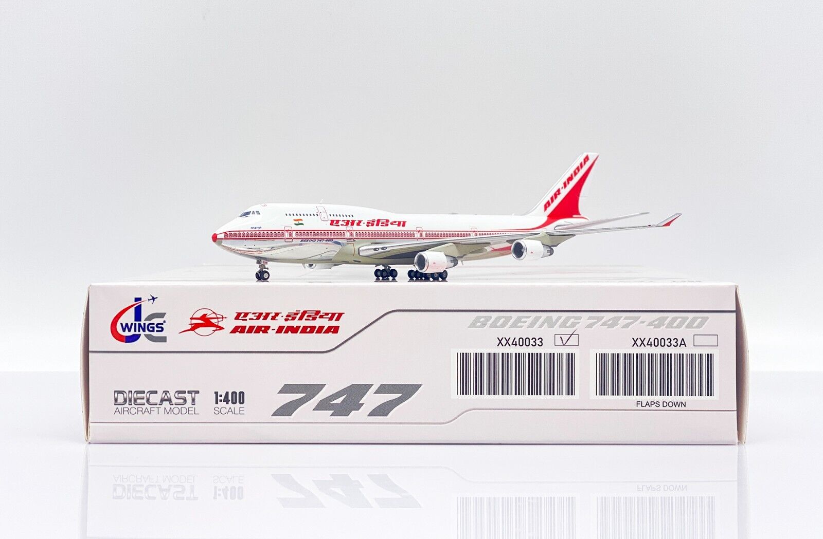 Air India B747-400 Reg: VT-ESO Scale 1:400 JC Wings Diecast model XX40033 (E)