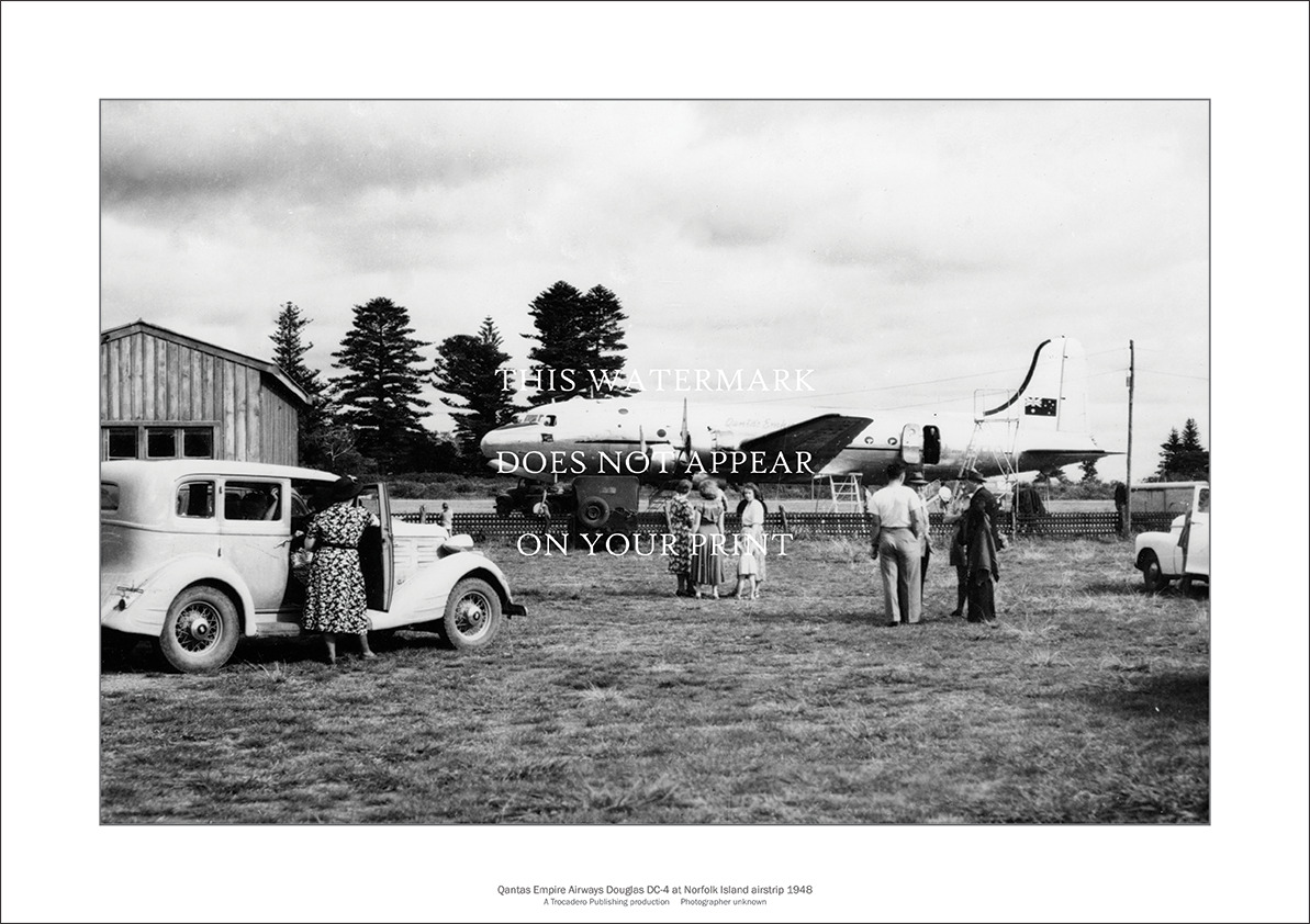 Qantas Douglas DC-4 A3 Art Print – Norfolk Island 1948 – 42 x 29 cm Poster
