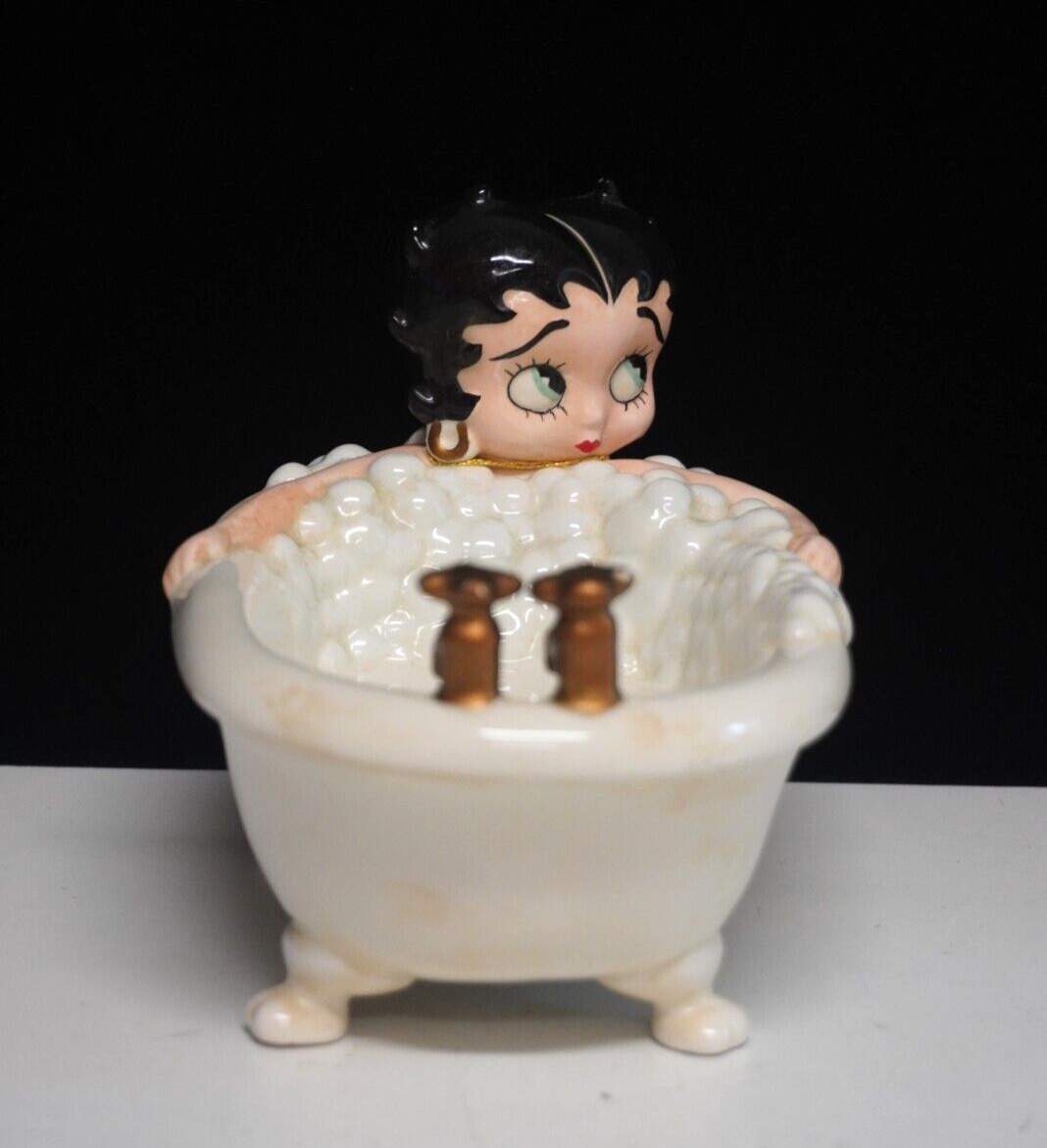 Ceramic Betty Boop In Bubble Bath Tub Soap Dish
