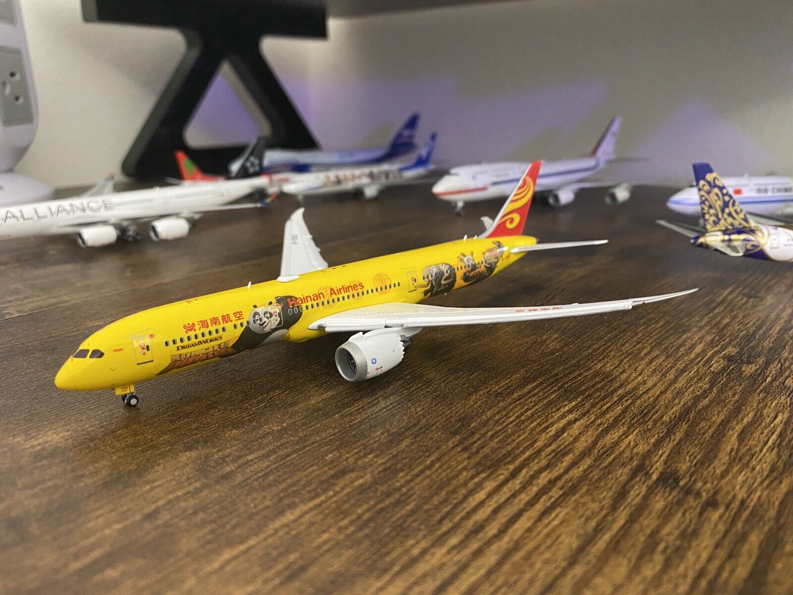 jc wings 1:400 787 Hainan Airlines Kung fu Panda Special Livery