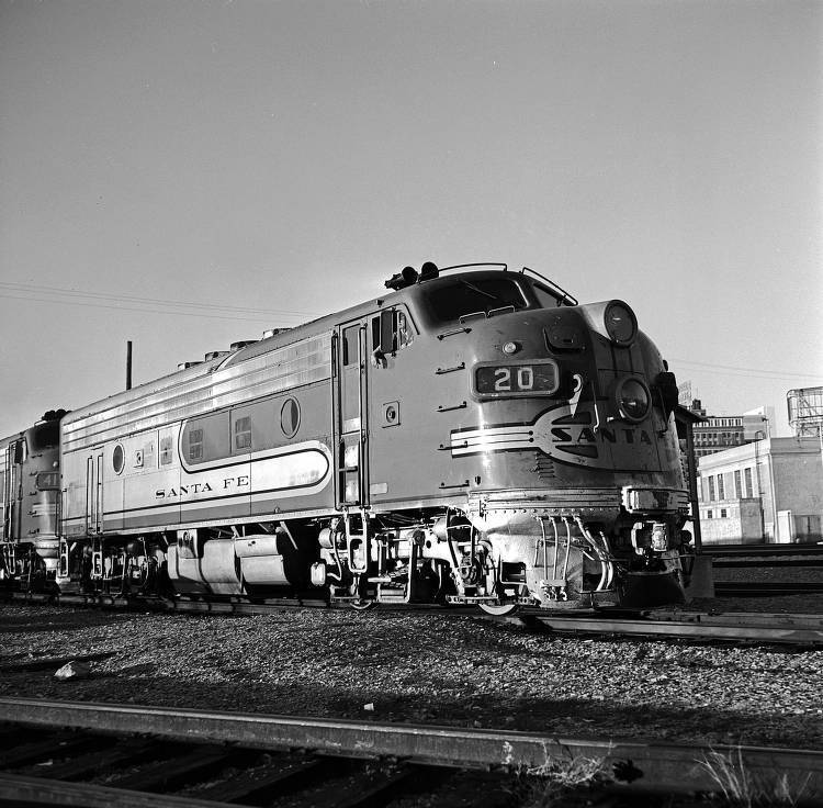 Atchison Topeka and Santa Fe Diesel Locomotive No. 20 Railway OLD PHOTO