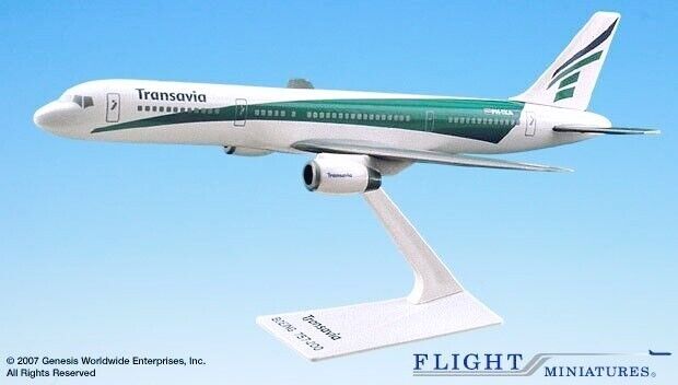 Flight Miniatures Transavia Airlines Boeing 757-200 Desk 1/200 Model Airplane