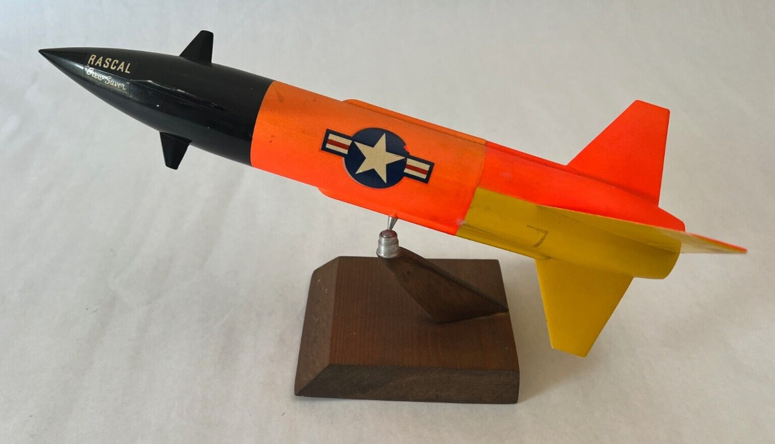 Vtg US Air Force RASCAL Bell Aircraft Air-to-Surface Missile DESK MODEL 1:32 '58