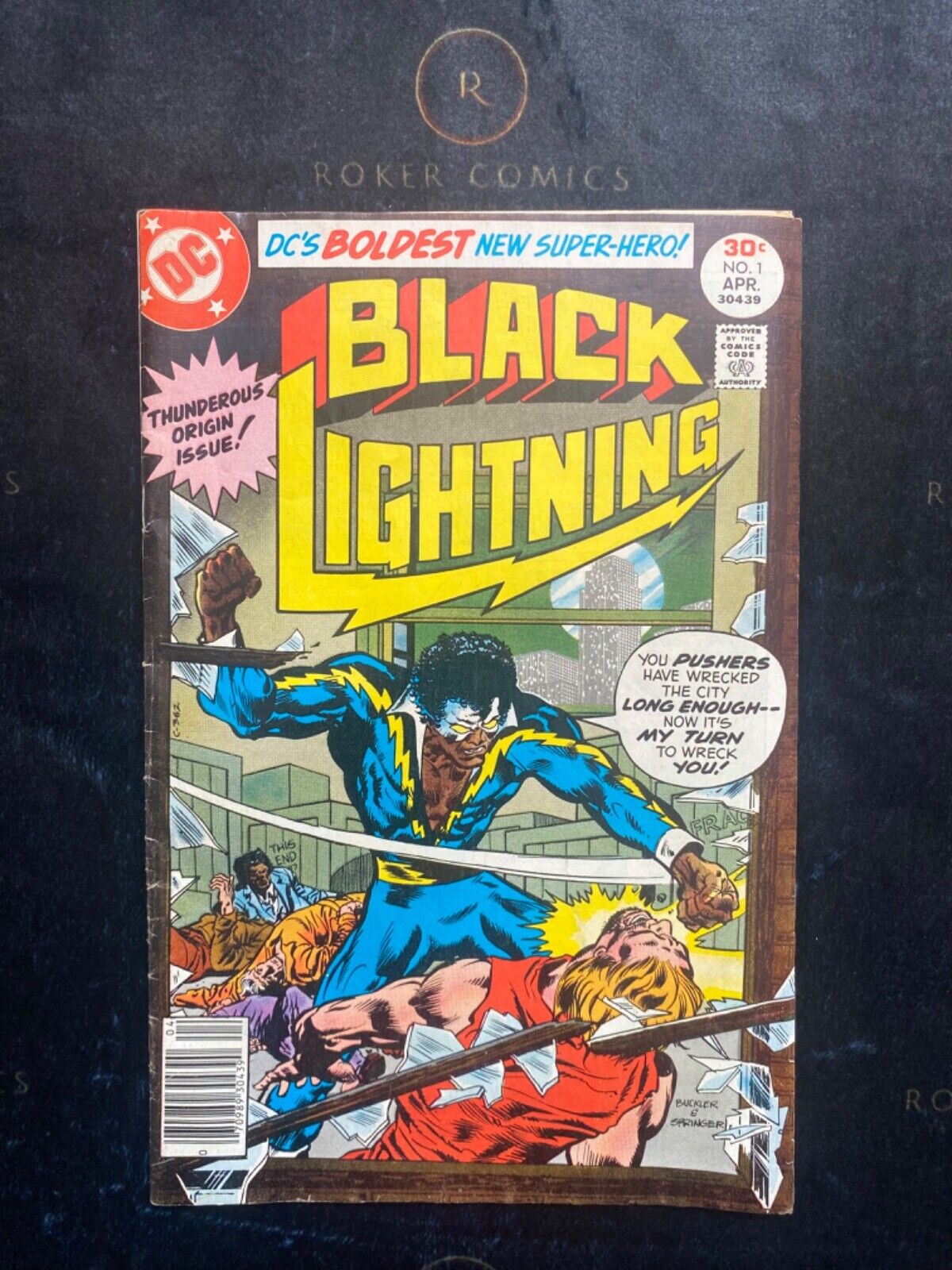RARE 1977 Black Lightning #1 KEY ISSUE: 1st Appearance of Black Lightning