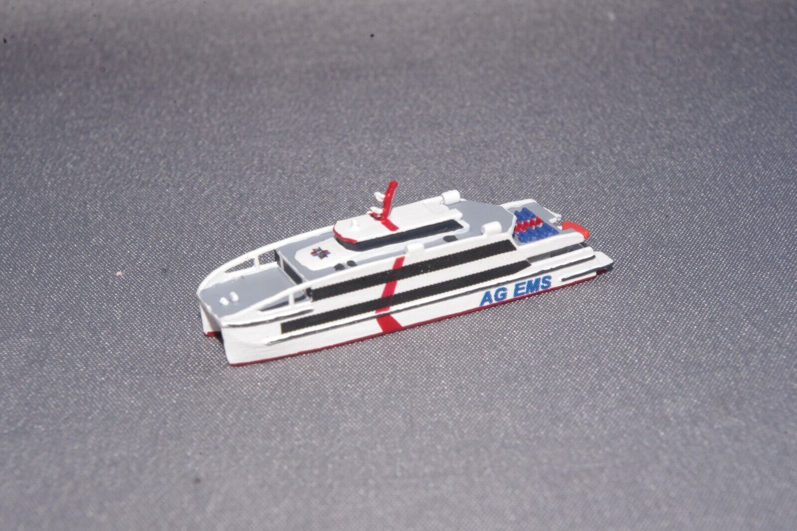 RHENANIA DE PASSENGER SHIP \'MV NORDLICHT II\' 1/1250 MODEL SHIP