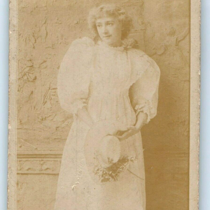 c1890s Isabelle Irving Stage Actress Sweet Caporal Cigarette Photo Trade Card C3