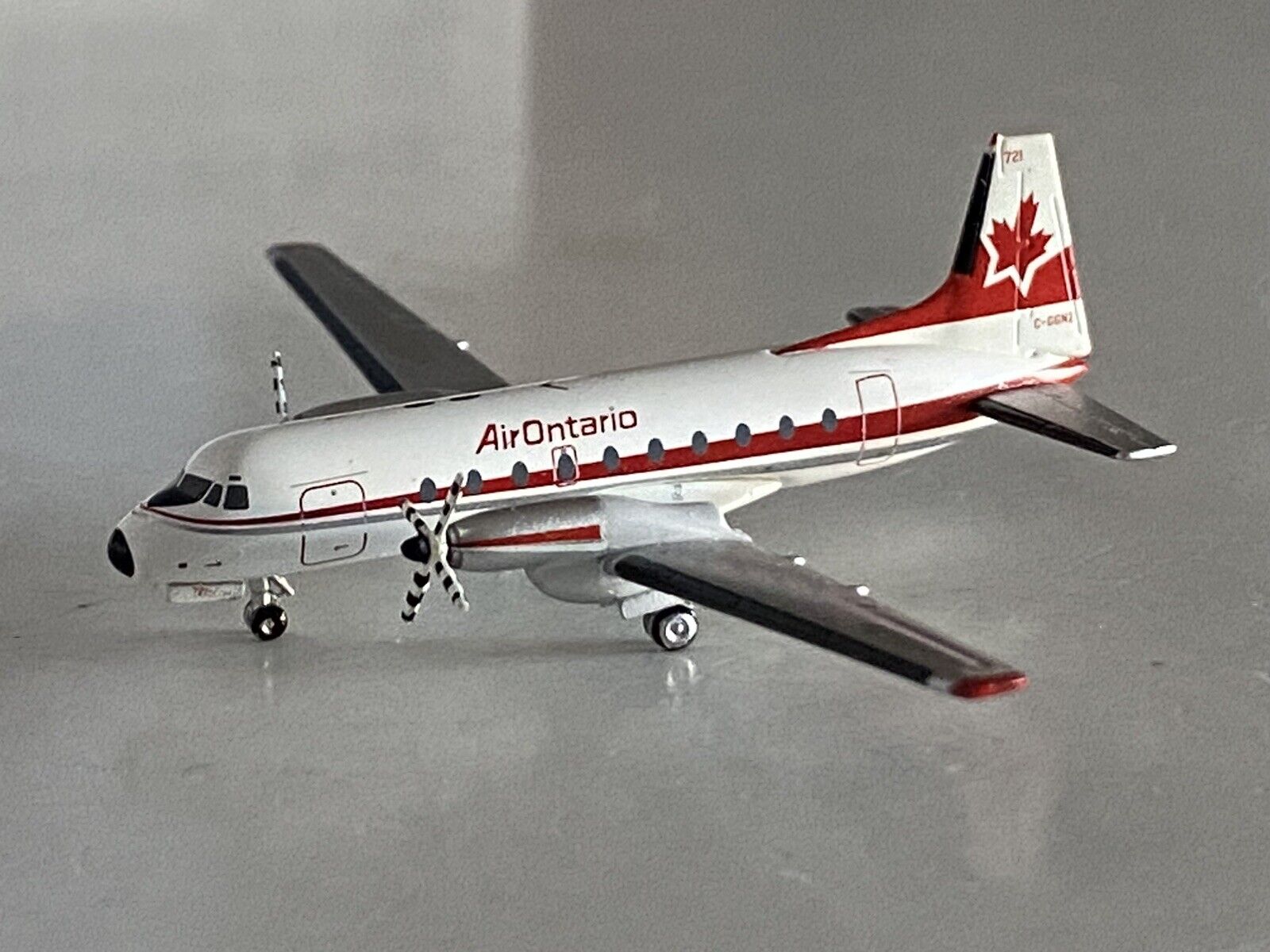 Aeroclassics Air Ontario Hawker Siddeley HS-748 1:400 C-GGNZ ACCGGNZ