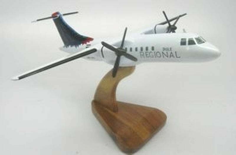 ATR-42 Ihsle Regional Air Airplane Wood Model Replica Small New