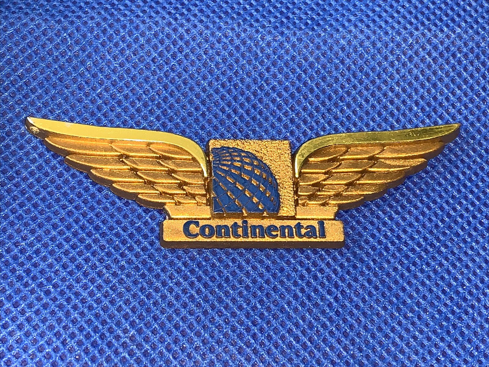 Vintage 1980's Continental Airlines Plastic Pilot Wings to Stick 2.75”
