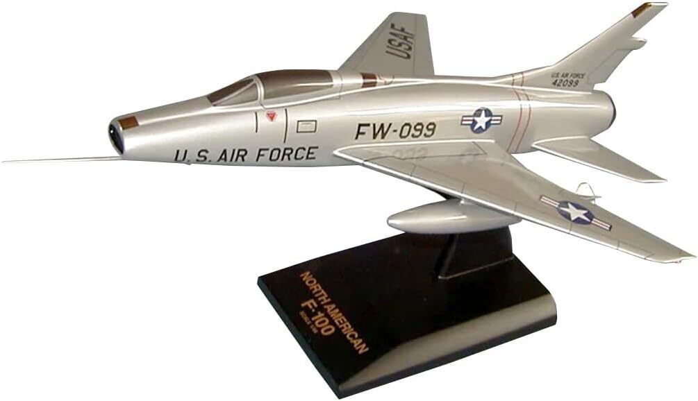 USAF North American F-100 Super Sabre Silver Desk Display 1/48 Model SC Airplane
