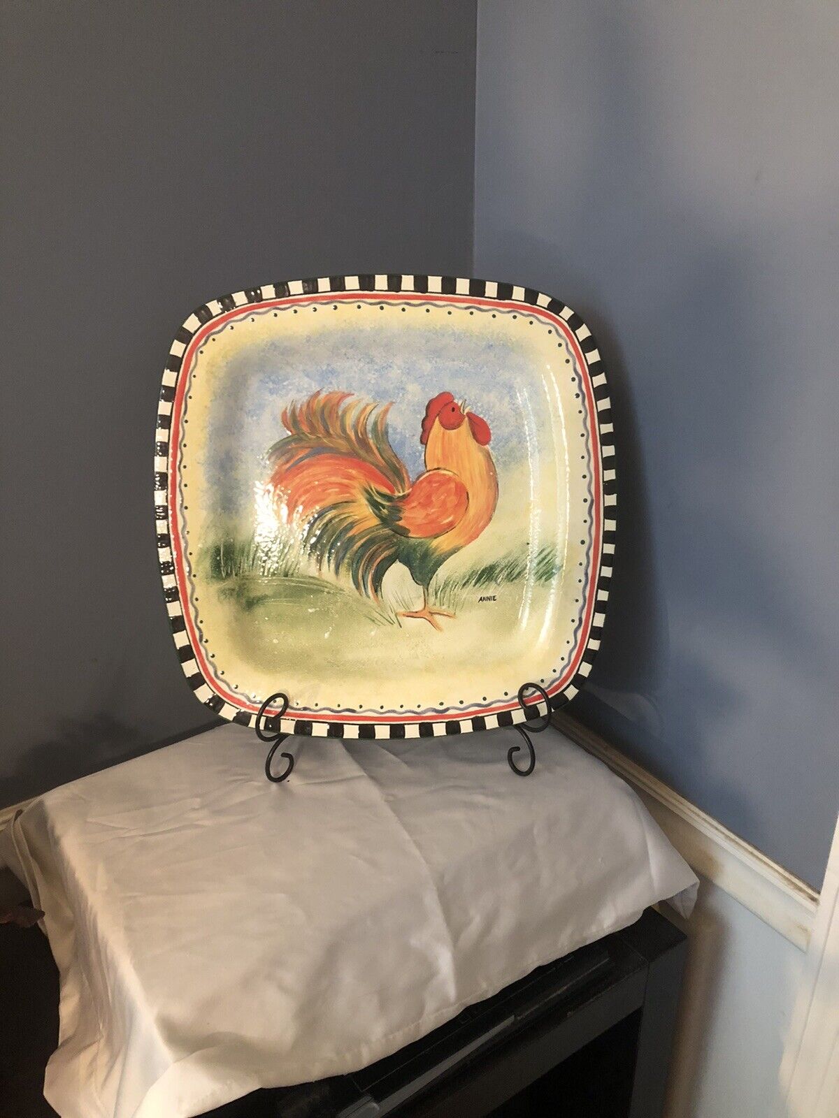 Plater16*16 Large Chicken Handmade Painted It Is A Gorgeous ￼ Platter.  ￼