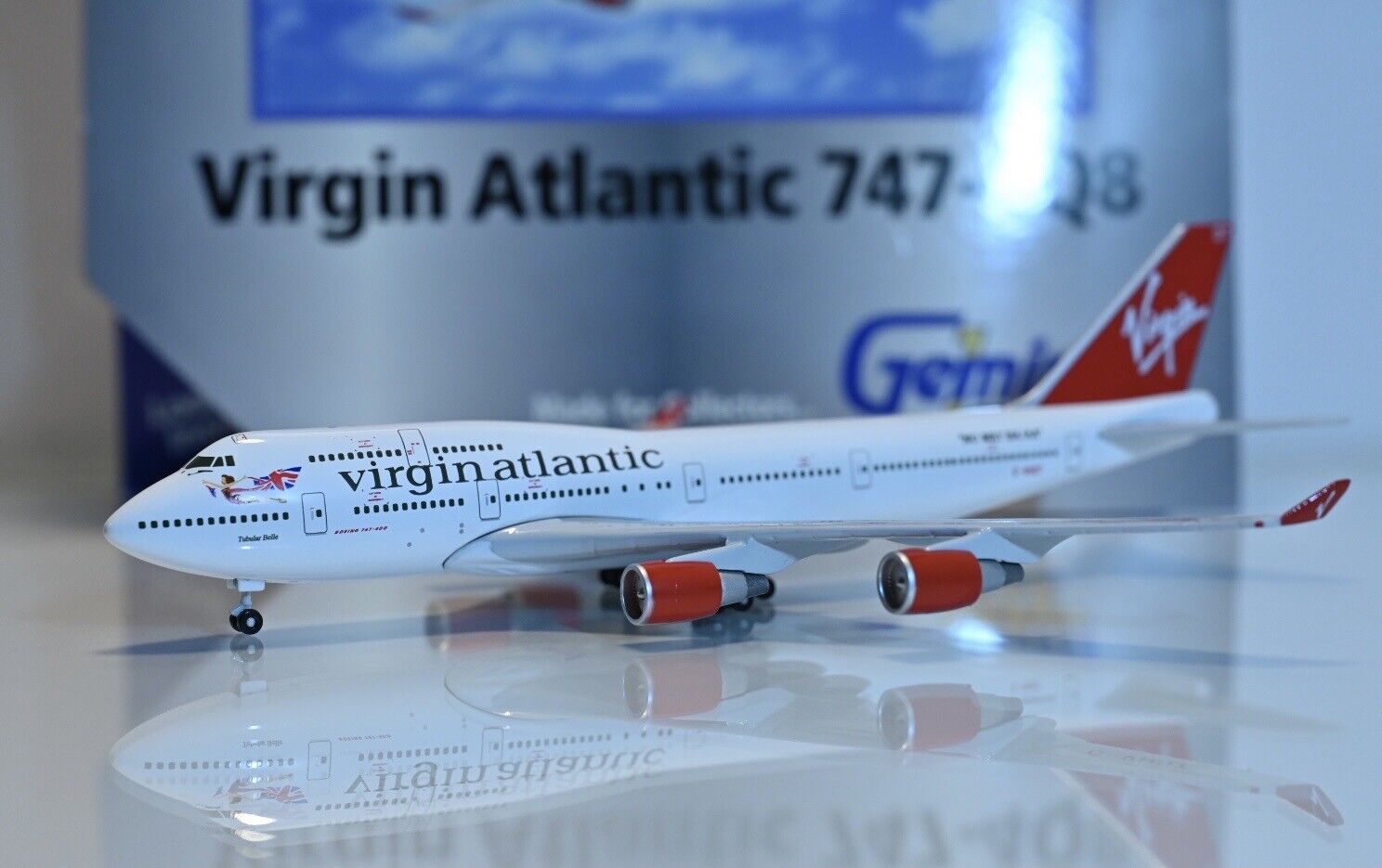 1:400 Gemini Jets Virgin Atlantic B747-400 G-VHOT GJVIR002
