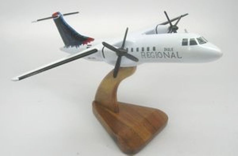 ATR-42 Ihsle Regional Air Airplane Wood Model Replica SML 