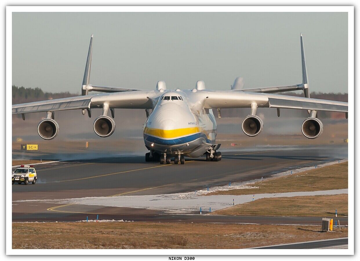 Antonov An-225 Mriya airplane airport depth of field car aircraft photography 53