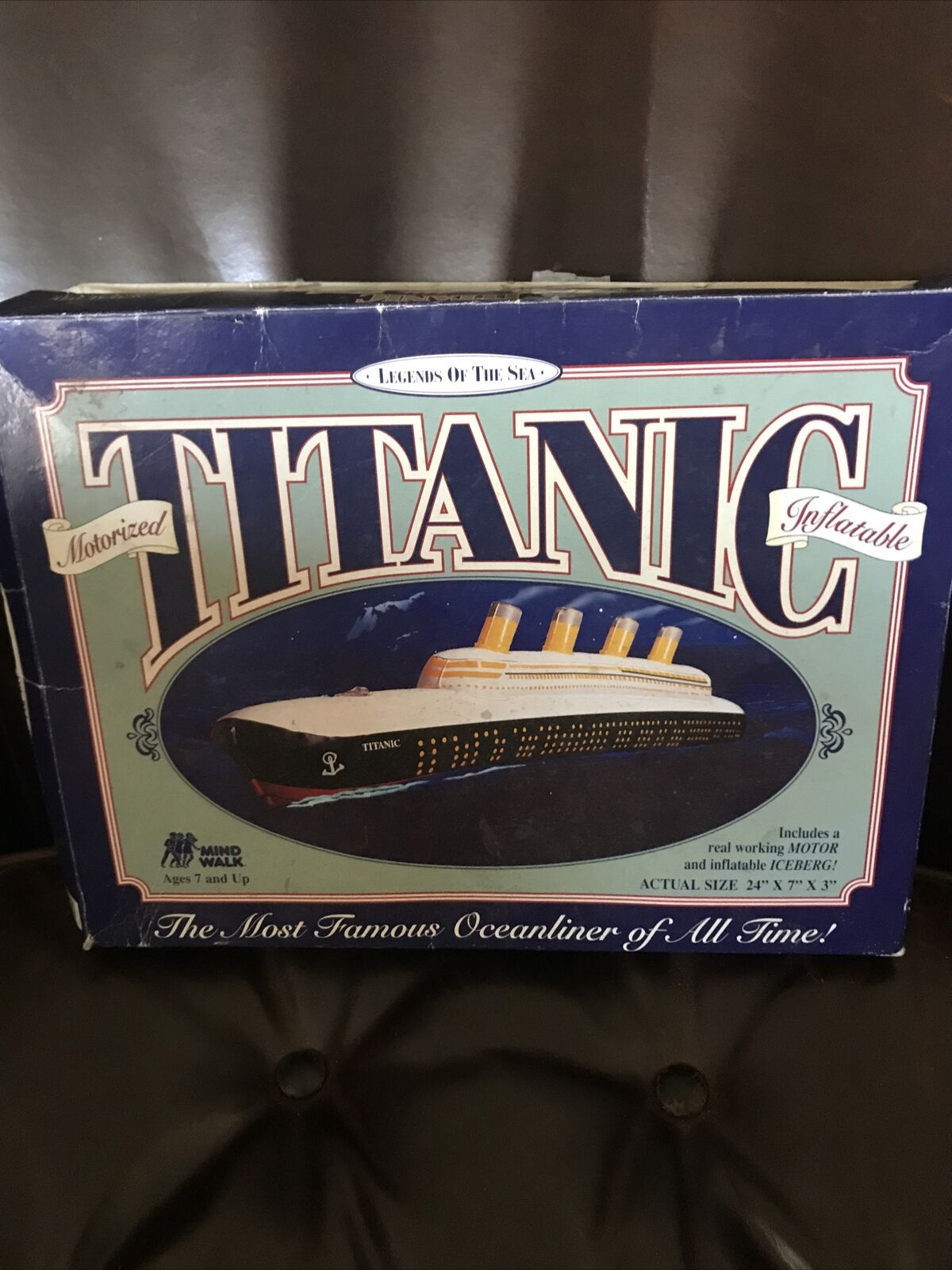 PRE-OWNED 1997 LEGENDS OF THE SEA INFLATABLE RMS  TITANIC W/ICEBERG - NO MOTOR