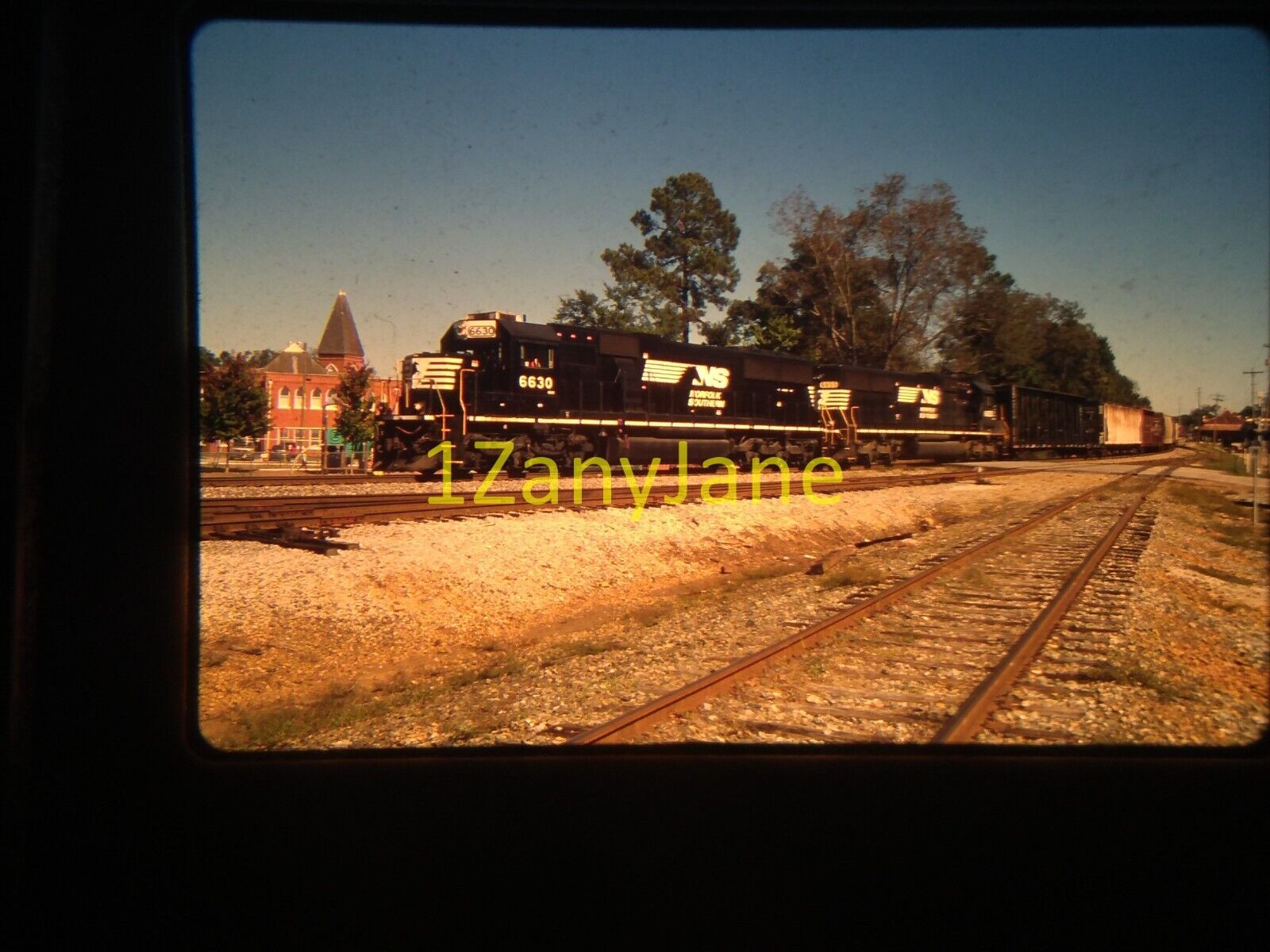 11020 VINTAGE Train Engine Photo 35mm Slide NS TR 140 NS6630 BARNESVILLE GA