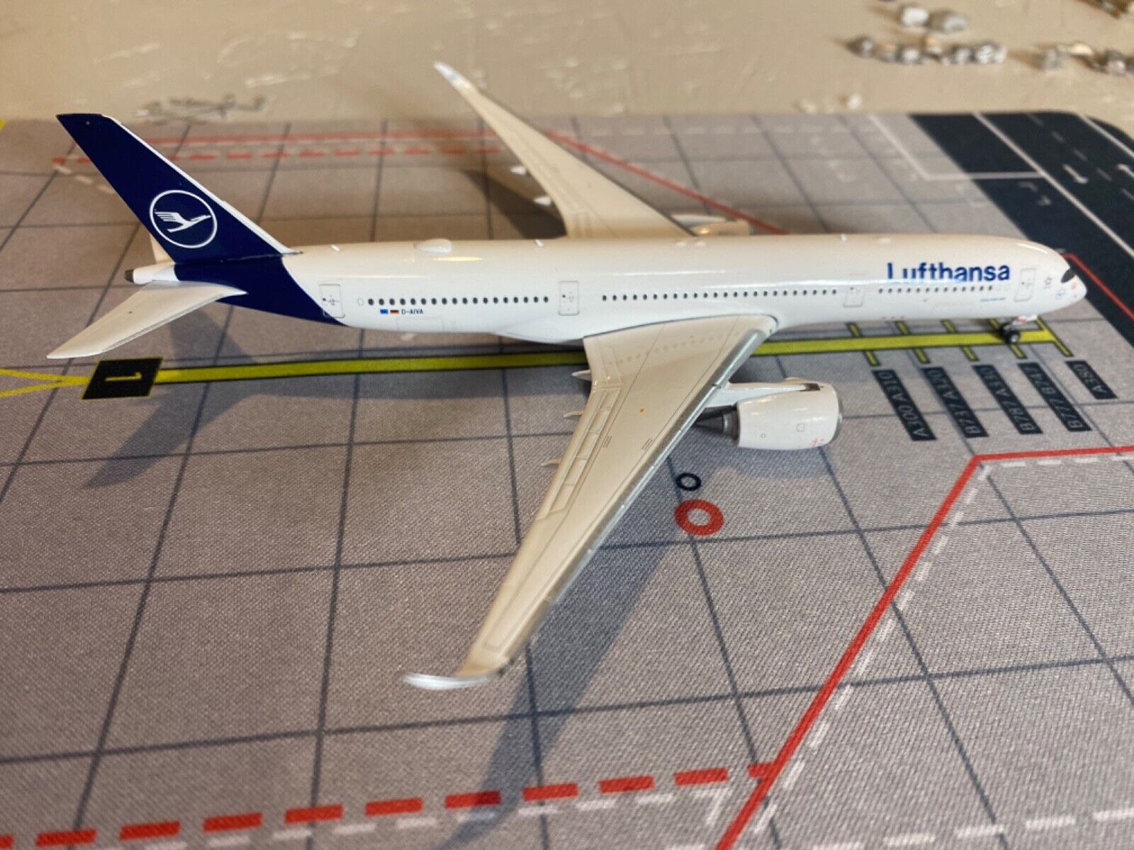 Phoenix 1:400 Lufthansa A350-900 D-AVIA