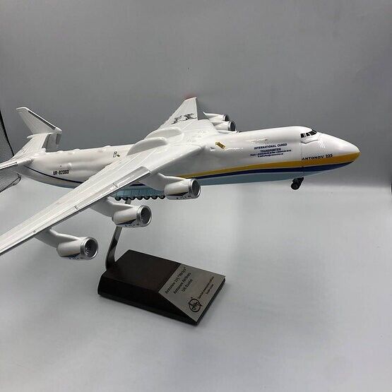 Official model of the Antonov 225 \