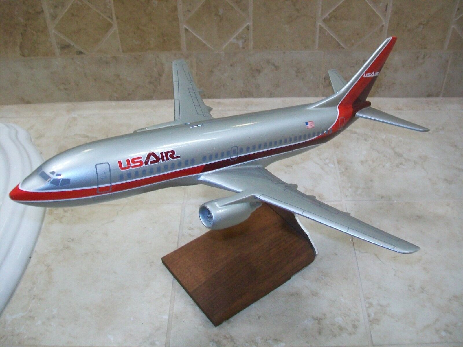 Wesco Models US AIR 737 resin model 1/100 Pacmin style