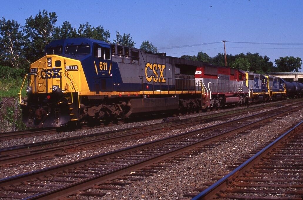CSX Railroad Train Locomotives SELKIRK NY Original 2000 Photo Slide