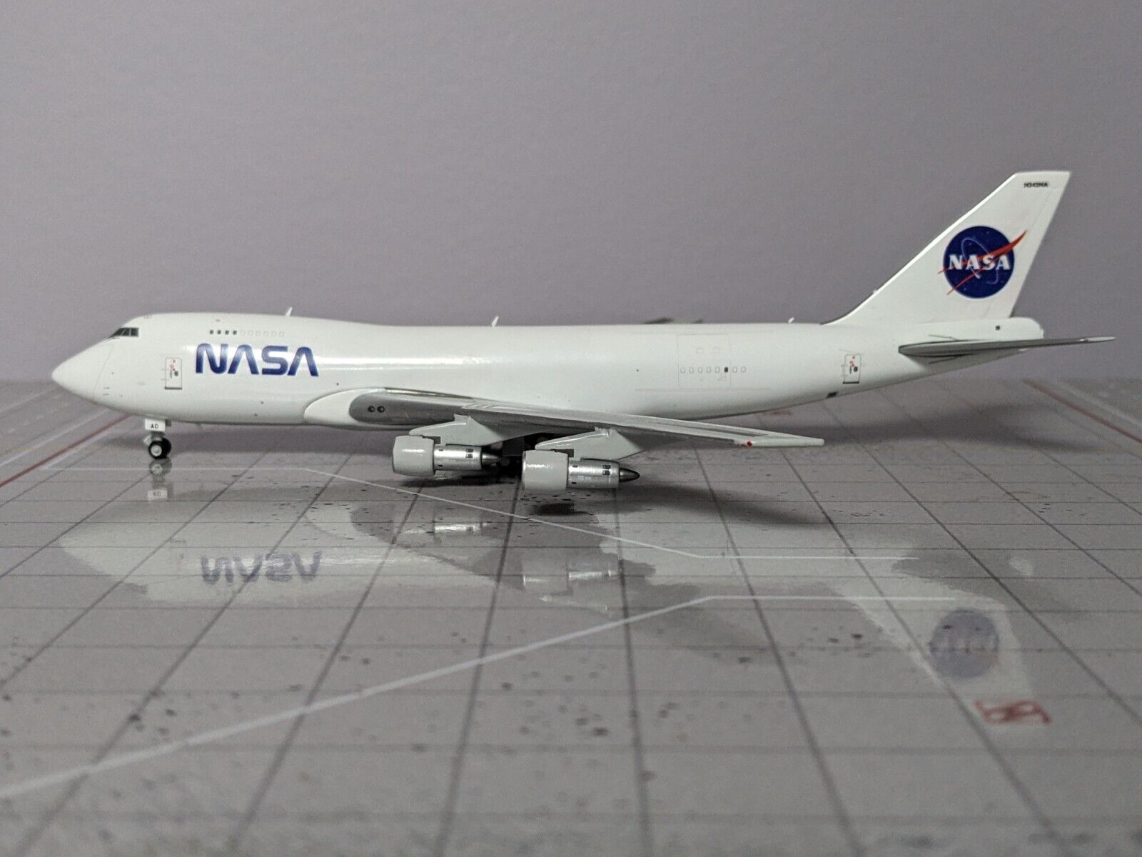 1:400 JC CUSTOM NASA B747-200 N342NA