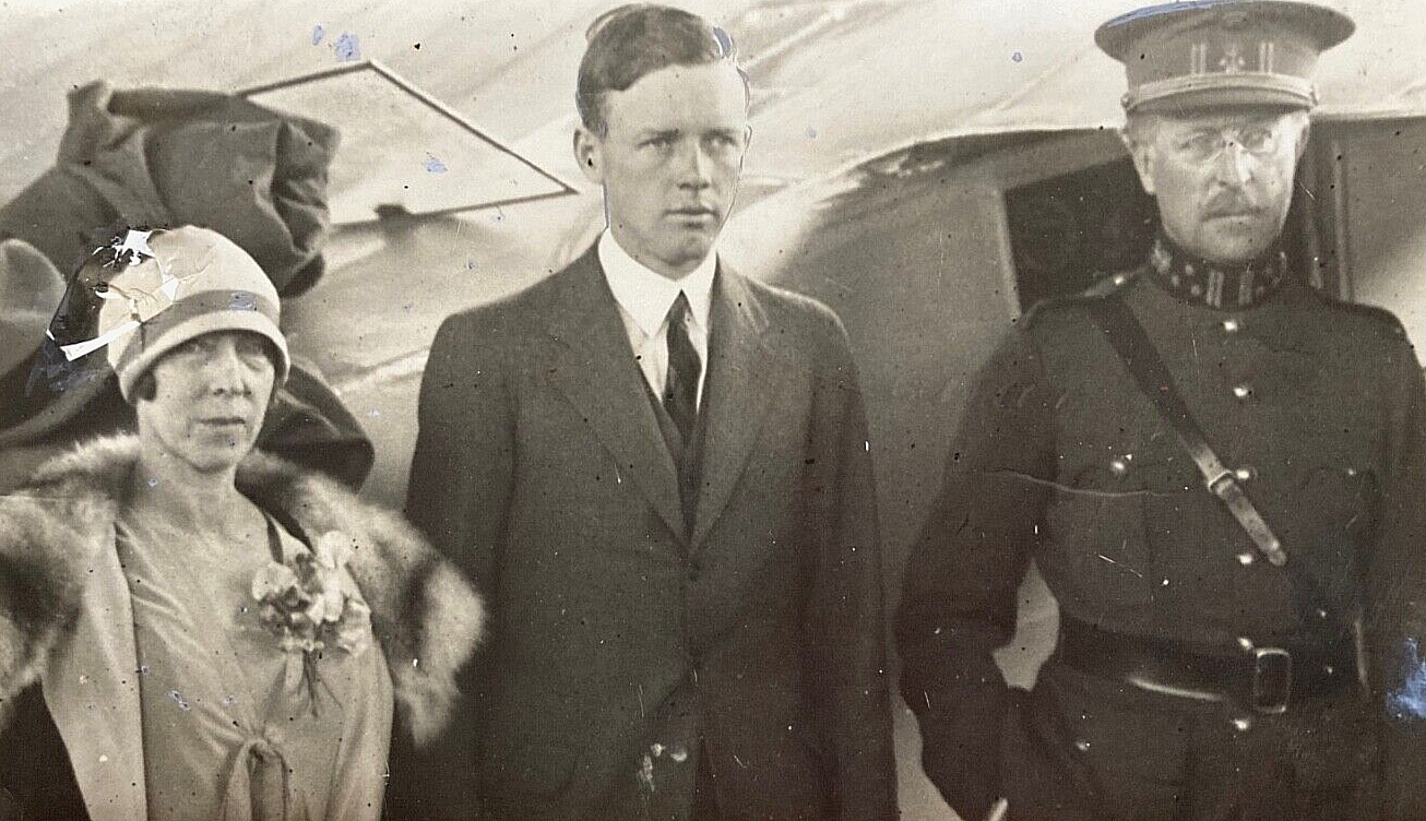 ORIGINAL  CHARLES A. LINDBERGH 1 WEEK AFTER HISTORIC FLIGHT MAY 28, 1927 PHOTO