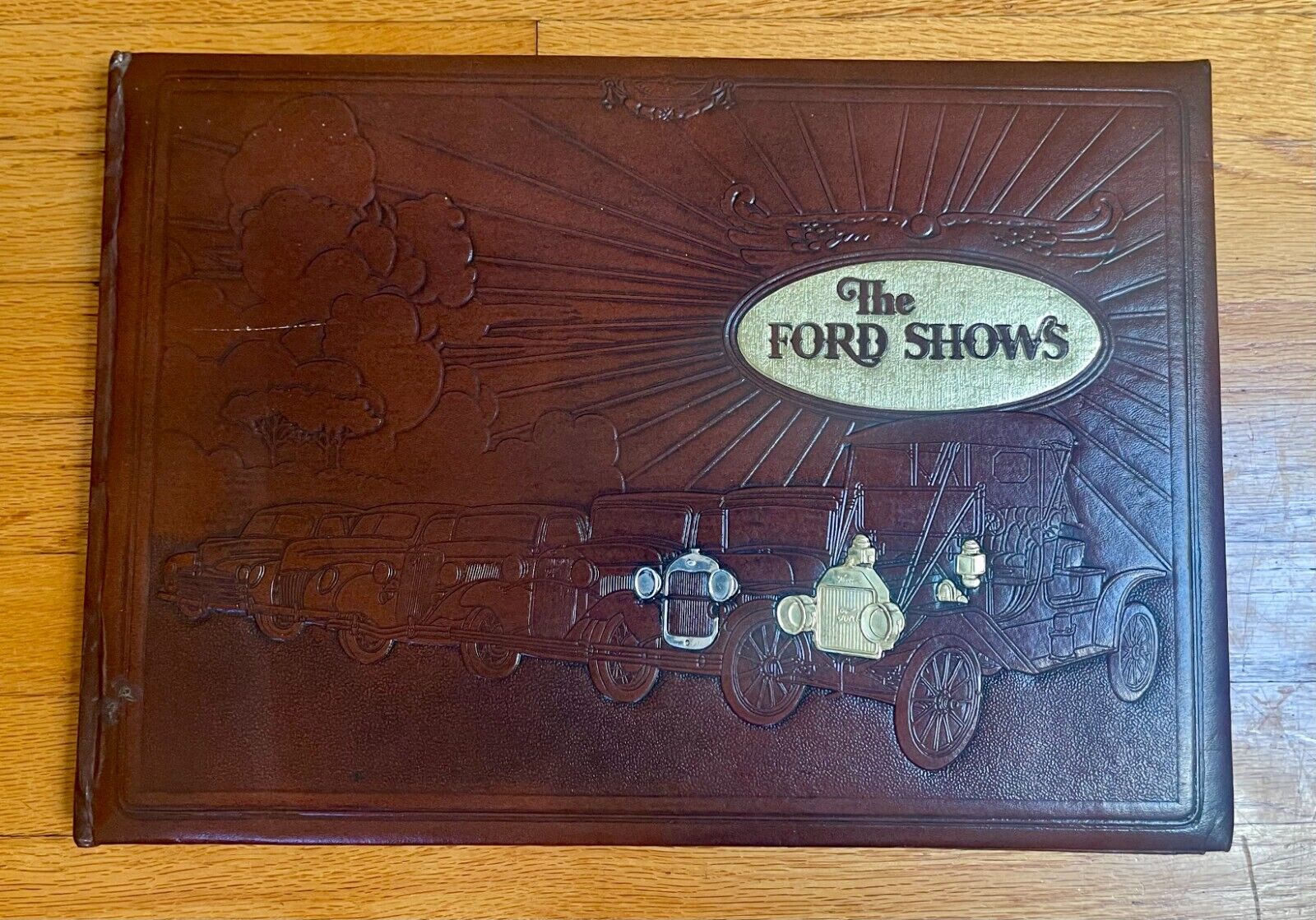 The Ford Shows by Lorin Sorensen (Hardcover)