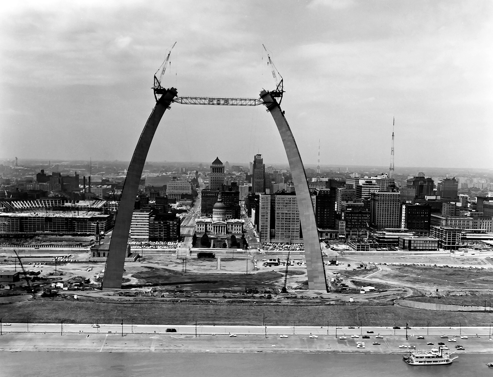 1965 Construction on Gateway Arch St Louis Vintage Old Photo 8.5\