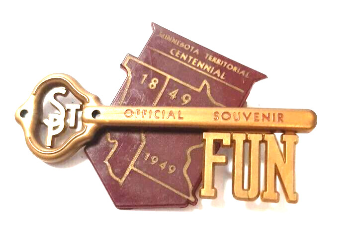 Vintage 1849-1949 Official Souvenir Minnesota Territorial Key Pinback