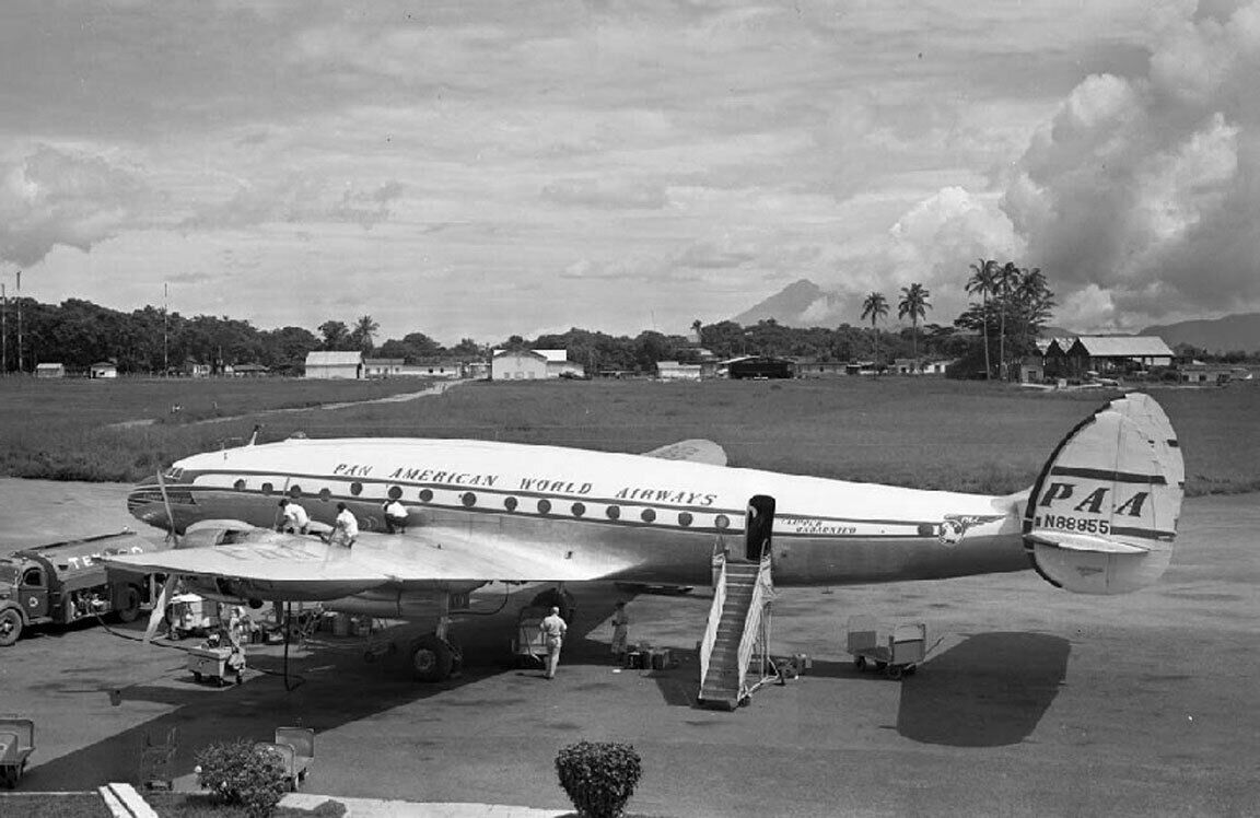 Pan American Airways Lockheed 749 Constellation ((8.5\
