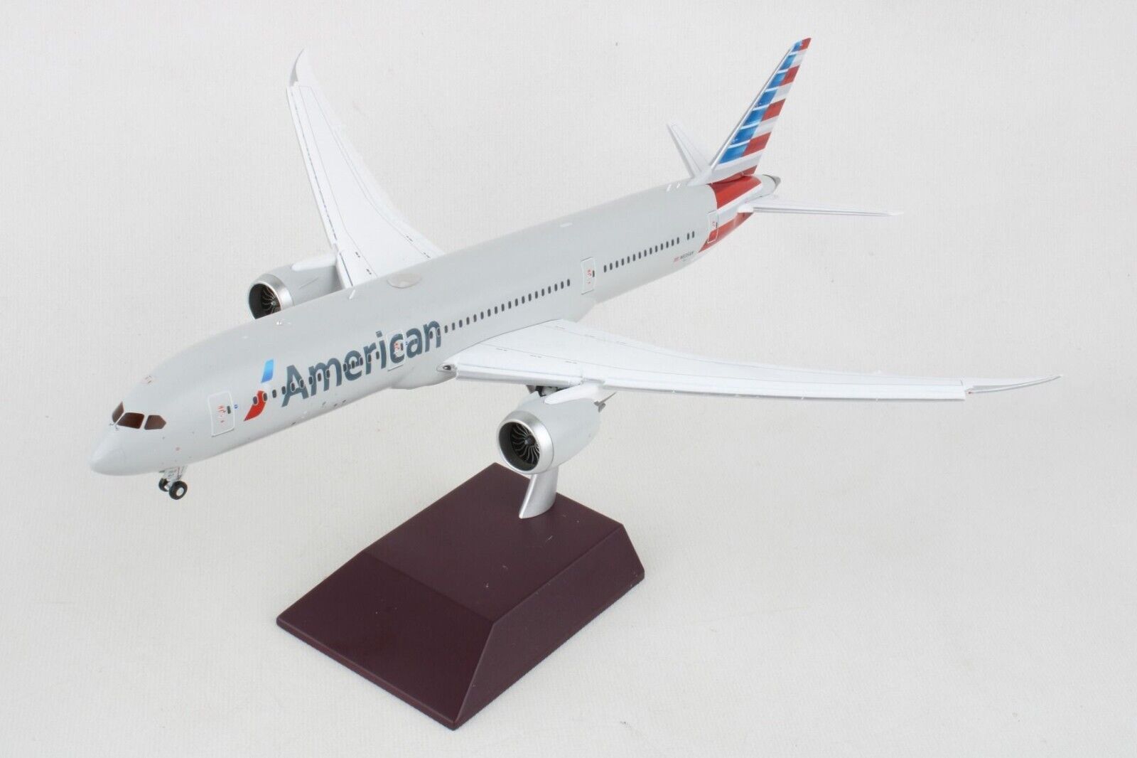 Gemini Jets G2AAL1106F American Airlines B787-900 N835AN Diecast 1/200 Model New