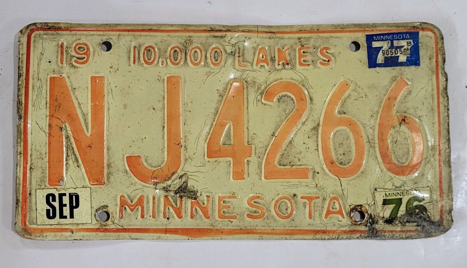 1970's MINNESOTA License Plate ~ NJ426 ~🔥FREE SHIPPING🔥ROUGH VINTAGE