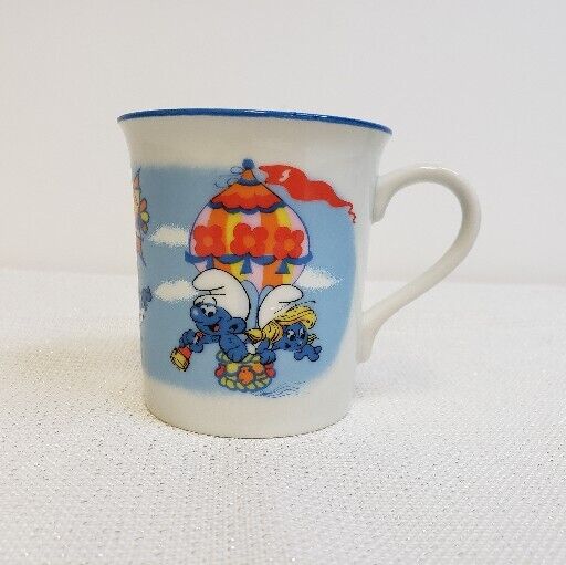 Vintage 1982 The Smurfs Hot Air Balloon Coffee Mug Office Gift Wallace Berrie