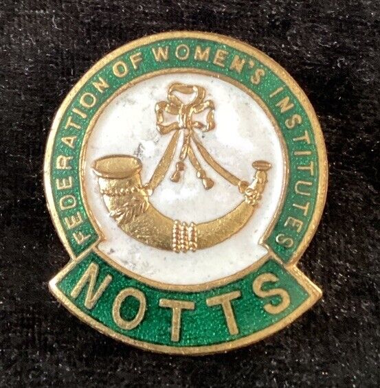 Federation of Women\'s Institutes Notts Nottingham Badge Collectible G