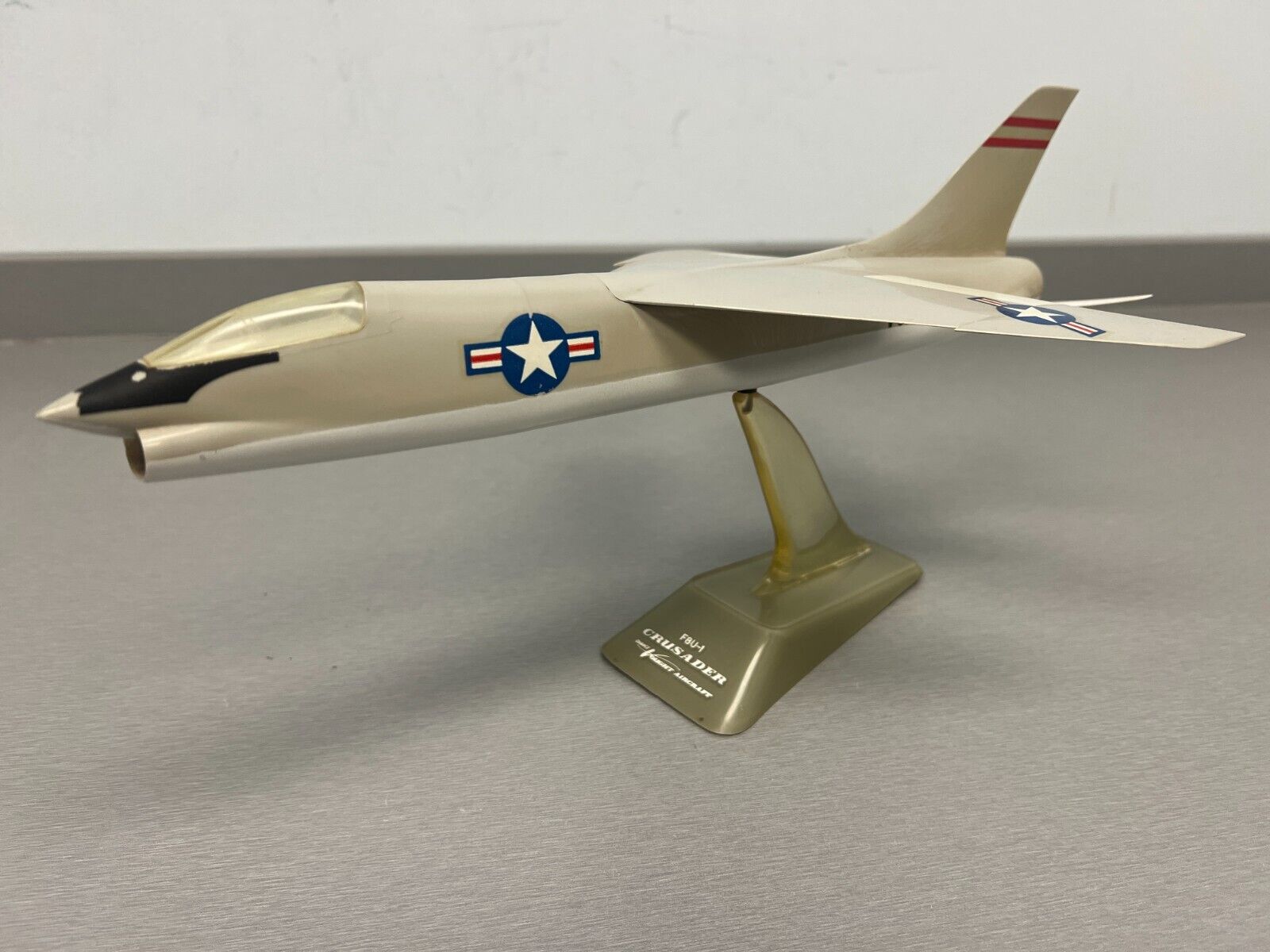1957 F8U-1 Crusader Fighter Jet Factory Desk Model Chance Vought Aircraft