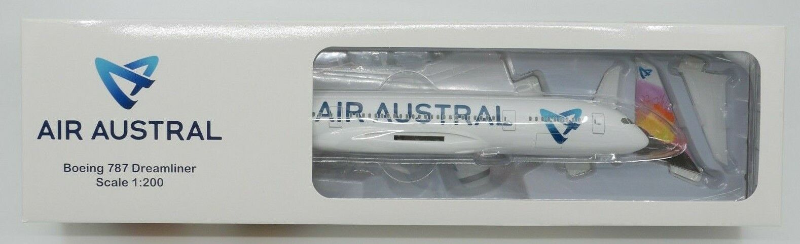 Hogan Wings AA02, Air Austral B787-8, 1:200