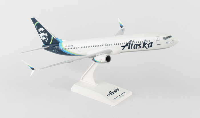 Skymarks SKR875 Alaska Airlines Boeing 737-900 1/130 Model Plane with Stand