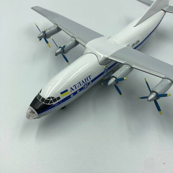Aircraft model: Antonov  AN 12 ATLANT UR-UDN