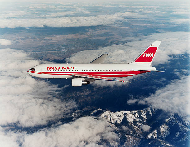 Twa Boeing 767-200B In Flight Old Aviation Photo