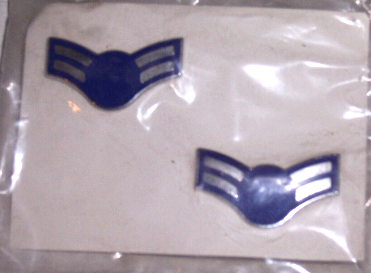 USAF US Air Force Insignia Grade first class Airman Metal Pin Pair genuine GI