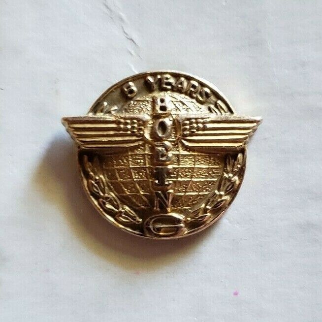 Vintage Boeing 5 Year Service Award Pin, Totem design, 10k