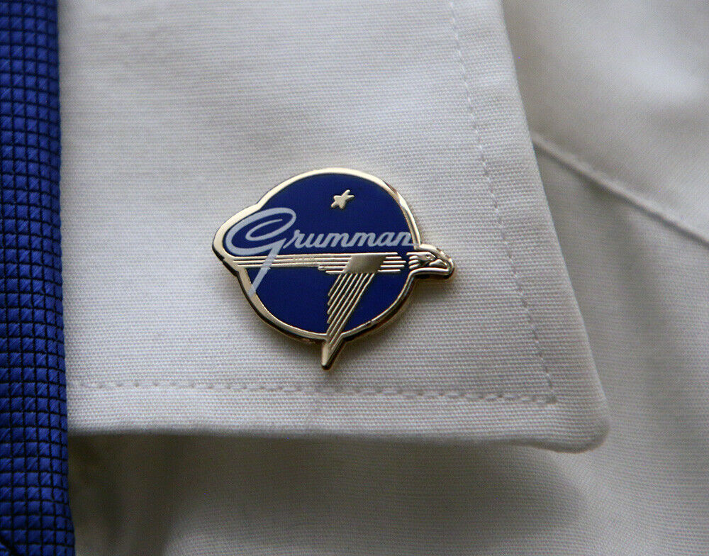 Pin GRUMMAN AIRCRAFT metal logo pin blue/gold
