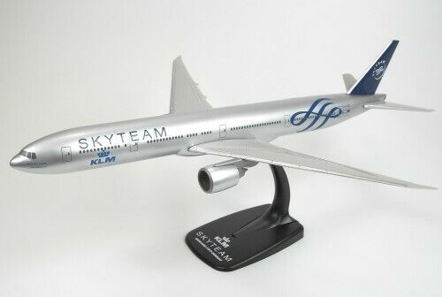 PPC KLM Boeing 777-300ER Skyteam PH-BVD Desk Top Display 1/200 Model AV Airplane