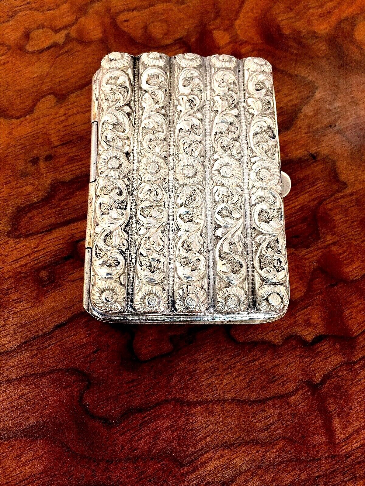 Superb Heavy Gauge Asian/Middle Eastern Silver Hinged Cheroot Case: No Monogram