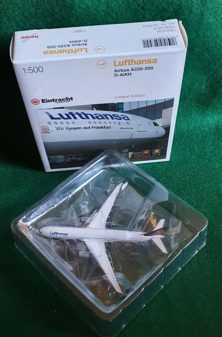 HERPA - LUFTHANSA - EINTRACHT FRANKFURT AIRBUS A330-300 D-AIKH  #HE527941 1/500 