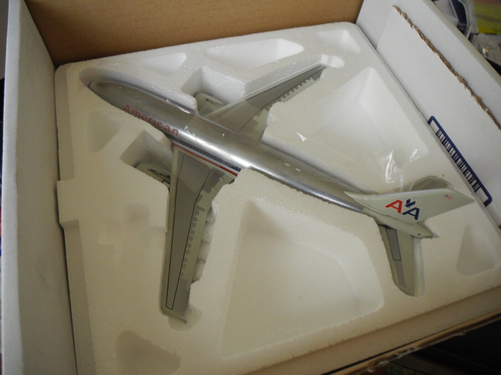 VERY RARE INFLIGHT American Airlines Airbus A-300, Retired, 1:200, LAST ONE