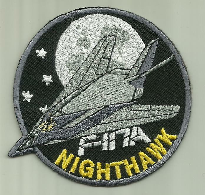 F-117A NIGHT HAWK USAF PATCH STEALTH AIRCRAFT PILOT SOLDIER MISSILES USA FLY