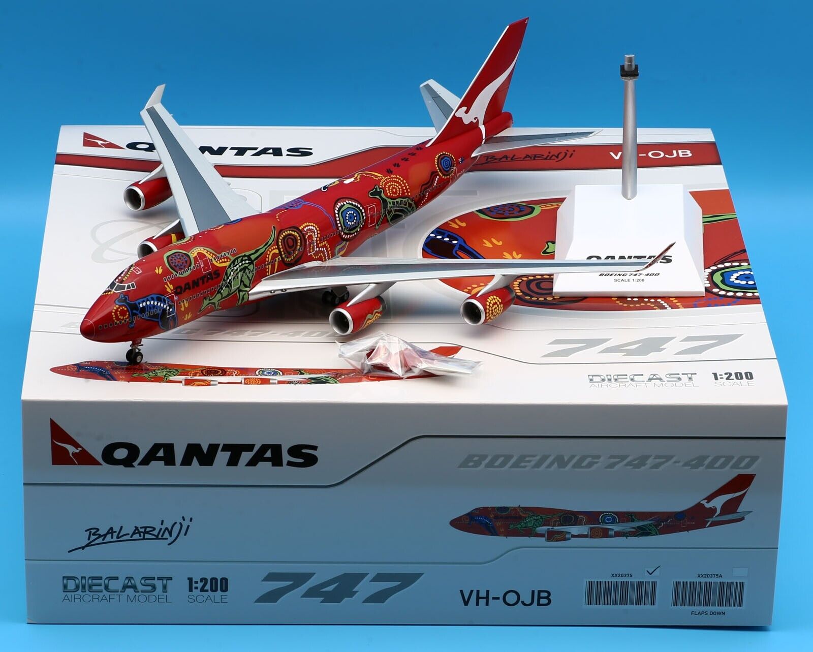 JC Wings 1:200 Qantas Airlines Boeing B747-400 Diecast Aircraft Jet Model VH-OJB